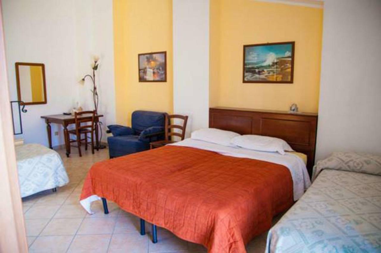 Bed & Breakfast Il Castellino Santo Stefano di Camastra Exterior foto